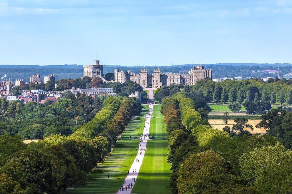 Appartamento Beautiful Windsor 2 Bed, Perfect Location, 5 Mins Walk To Centre, Free Parking, Legoland, Ascot Esterno foto